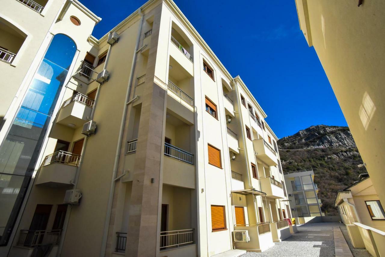 Vistamar Hotel & Apartments Budva Exterior photo